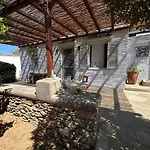 Rokombo House * Tínos