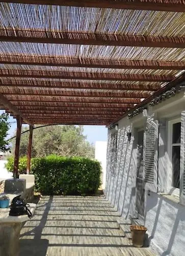 Rokombo House Tínos