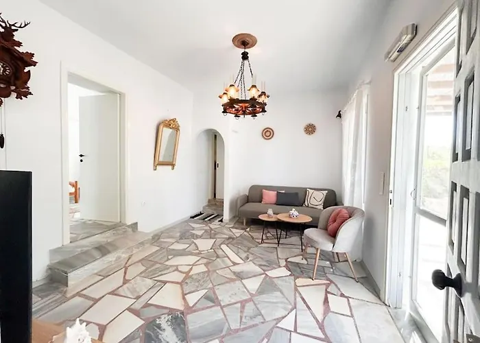 Rokombo House * Tínos