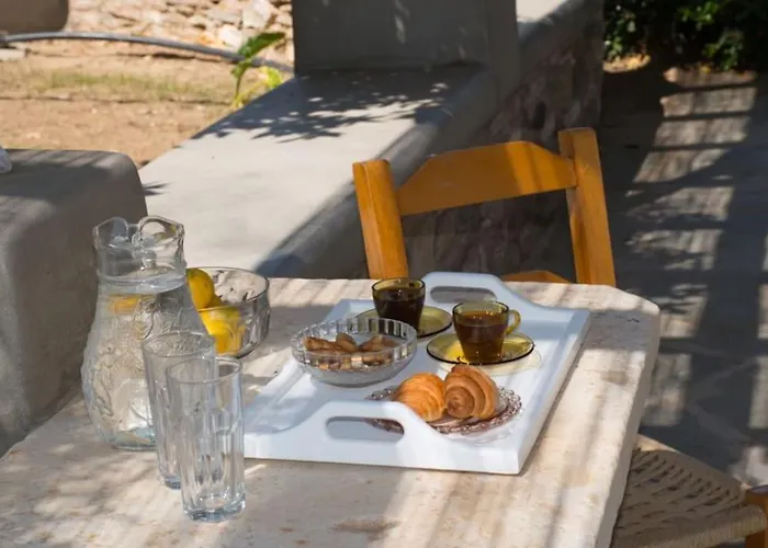 Rokombo House Tínos