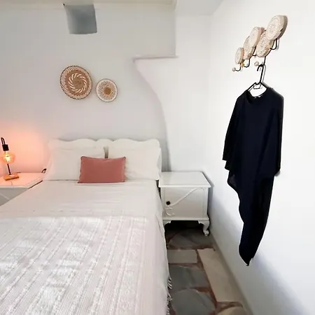 Rokombo House Feriehus Tínos