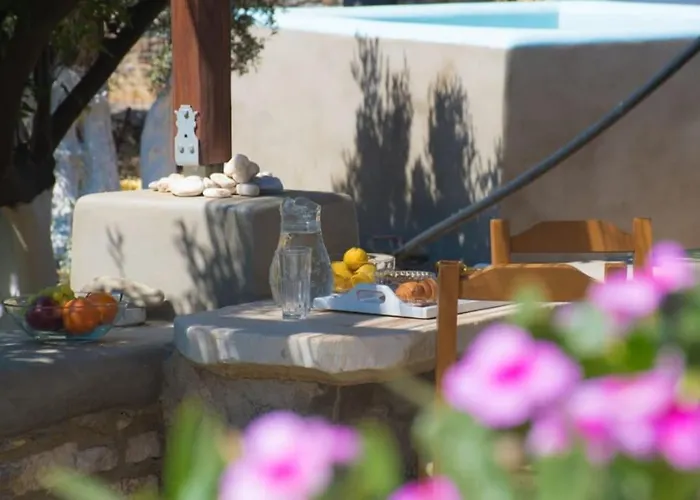 Tatil Evi Rokombo House Tínos